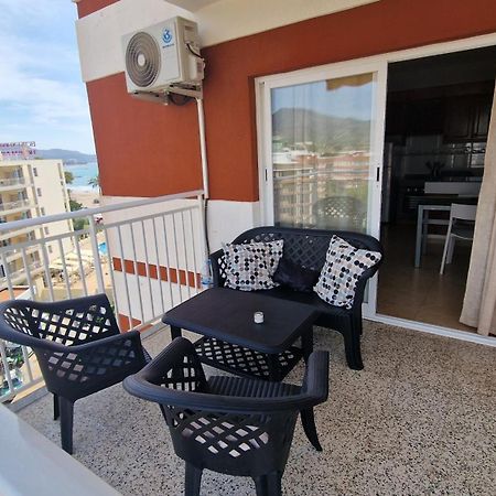 ベニカシムApartamento De 1 Habitacion Frente Al Mar Y Con Piscinaアパートメント エクステリア 写真